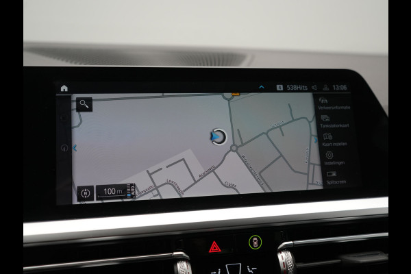BMW 3 Serie Touring 320e xDrive Sportline PHEV 204pk Dealer O.H | SOH 88,1% | Trekhaak Af Fabriek | Camera | Laser LED | Cruise Control | Lederen Sportstoelen Verwarmd | Keyless | Sfeerverlichting | Apple Carplay | BLIS | Virtual | Navigatie | DAB | 18"L. Plug In Hybrid |