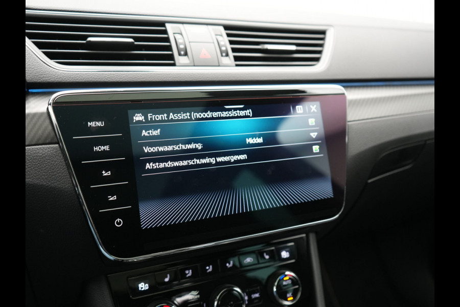 Škoda Superb Combi 1.4 TSI iV Sportline Business PHEV 218pk Dealer O.H. | SOH 91,2% | | Panodak | Adaptive Cruise | Camera | Canton Audio | Alcantara Sportstoelen Memory & Verwarmd | Sfeerverlichting | Keyless | BLIS | Stuur Verwarmd | Apple Carplay | Crystal LED | Navigatie | Plug In Hybrid |