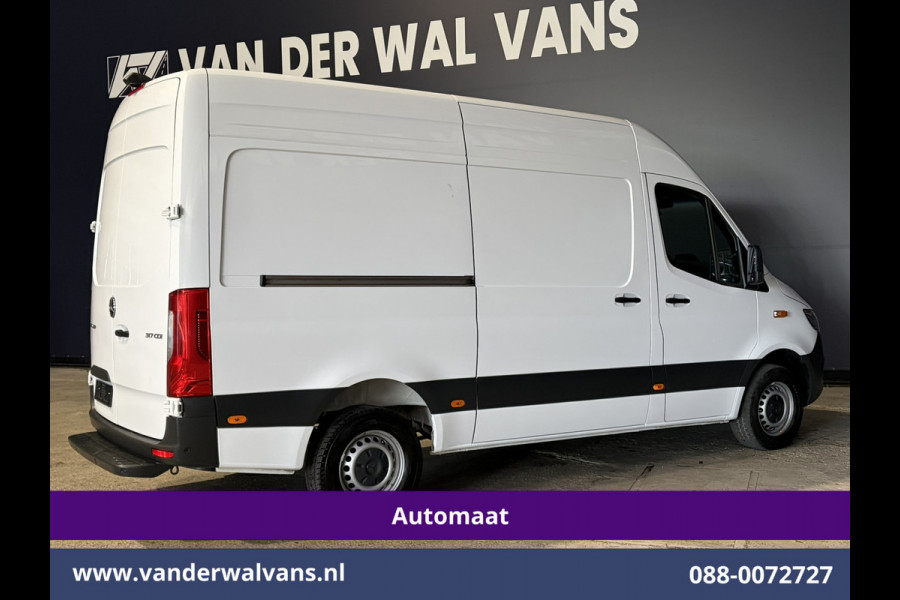 Mercedes-Benz Sprinter 317 CDI 170pk 9G-Tronic Automaat L2H2 Euro6 Airco | Camera | Navigatie | LED | Cruisecontrol | Stoelverwarming Chauffeursstoel, Parkeersensoren, Bijrijdersbank