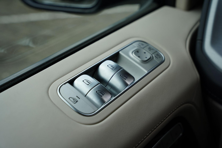 Mercedes-Benz G-Klasse 580 Rubalitrood / Leder Beige / Grille Verlicht