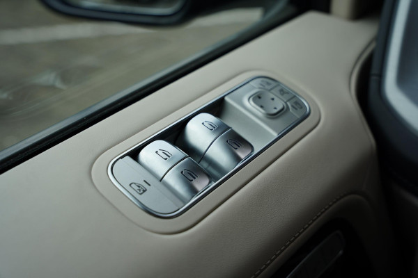 Mercedes-Benz G-Klasse 580 Rubalitrood / Leder Beige / Grille Verlicht