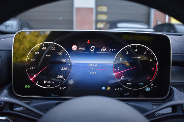 Mercedes-Benz C-Klasse 300 4MATIC AMG Pano 360C Keyless 20" Trekhaak