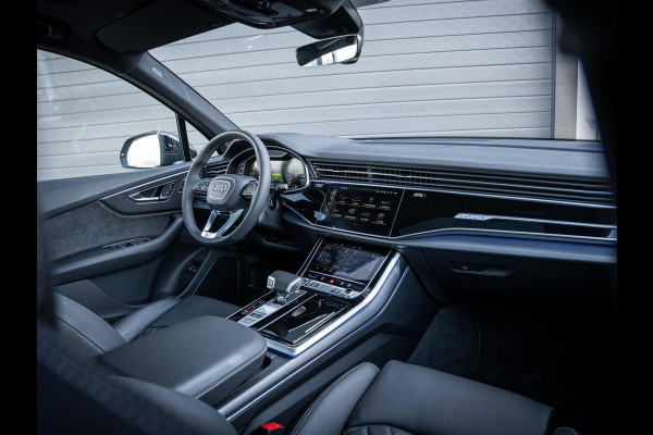 Audi Q7 60 TFSI e quattro Pro Line S Competition 490PK - Carbon l Pano l Trekhaak l RS seat