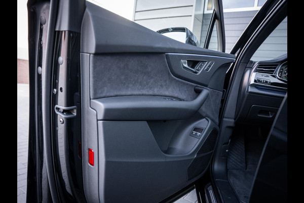 Audi Q7 60 TFSI e quattro Pro Line S Competition 490PK - Carbon l Pano l Trekhaak l RS seat