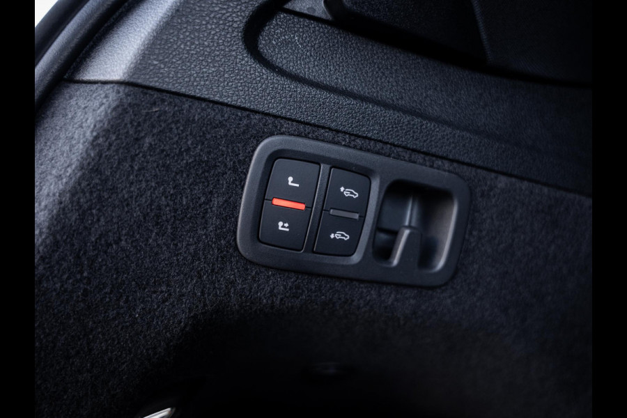 Audi Q7 60 TFSI e quattro Pro Line S Competition 490PK - Carbon l Pano l Trekhaak l RS seat