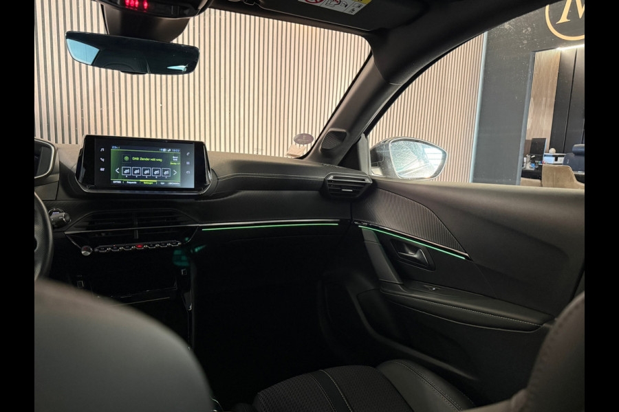 Peugeot 208 GT 1.2 PureTech|3x GT|KEYLESS|CAMERA 360|DIGITAL 3D DASH|STOELVERW|SFEERVERL|HALF LEDER|CARPLAY
