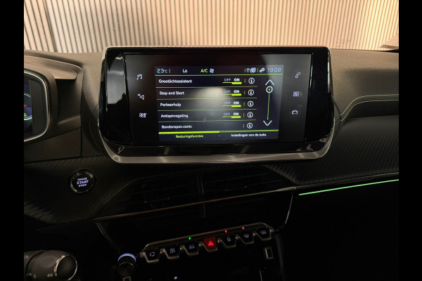 Peugeot 208 GT 1.2 PureTech|3x GT|KEYLESS|CAMERA 360|DIGITAL 3D DASH|STOELVERW|SFEERVERL|HALF LEDER|CARPLAY