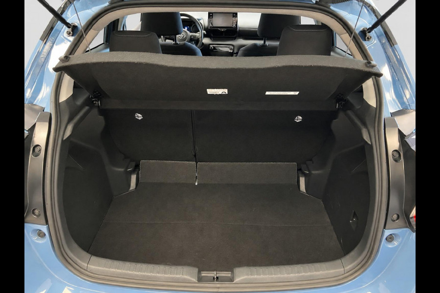 Toyota Yaris 1.5 HYBRIDE BI-TONE GARANTIE TOT 07-2031! . STOELVERWARMING . APPLE CARPLAY & ANDRIOD AUTO . ADAPTIEVE CRUISE CONTROL .