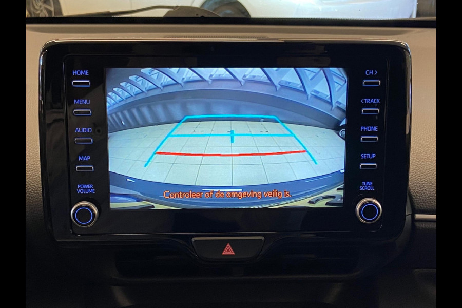 Toyota Yaris 1.5 HYBRIDE BI-TONE GARANTIE TOT 07-2031! . STOELVERWARMING . APPLE CARPLAY & ANDRIOD AUTO . ADAPTIEVE CRUISE CONTROL .