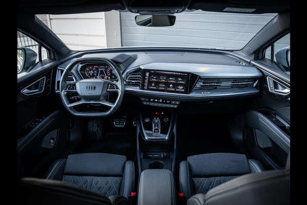 Audi Q4 e-tron 45 S Edition 82 kWh 3x S-Line l RS stoel l Elek. Stoel l ACC