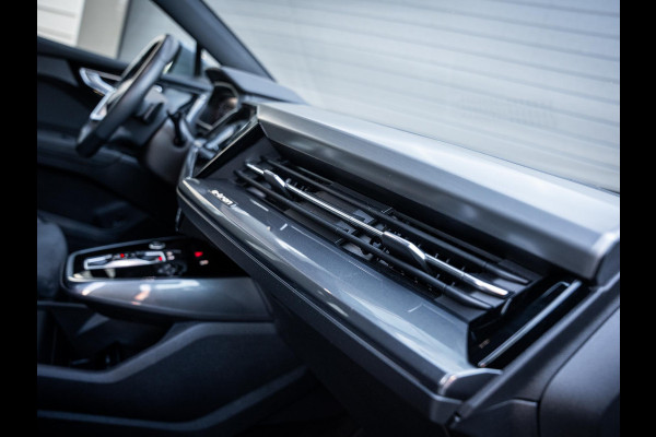 Audi Q4 e-tron 45 S Edition 82 kWh 3x S-Line l RS stoel l Elek. Stoel l ACC