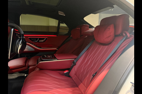 Mercedes-Benz S-Klasse AMG 63 S E Performance|Pano|HUD|Keyless|360|4D Burmester|Massage|Matrix|Chauffeurspakket|Carbon