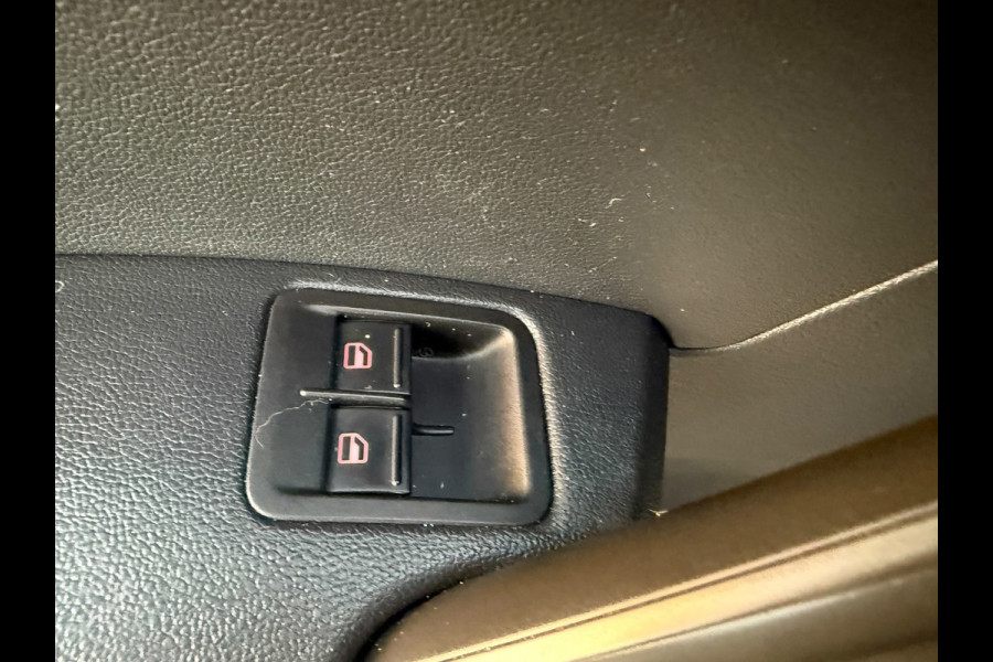 Volkswagen Caddy 2.0 TDI Highline Automaat Zeer netjes!