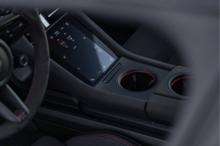 Porsche Taycan Sport Turismo GTS 93 kWh 598pk Pano 4-wielsturing HuD 21'' Luchtv. PPF