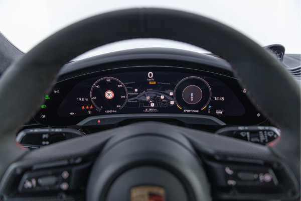 Porsche Taycan Sport Turismo GTS 93 kWh 598pk Pano 4-wielsturing HuD 21'' Luchtv. PPF
