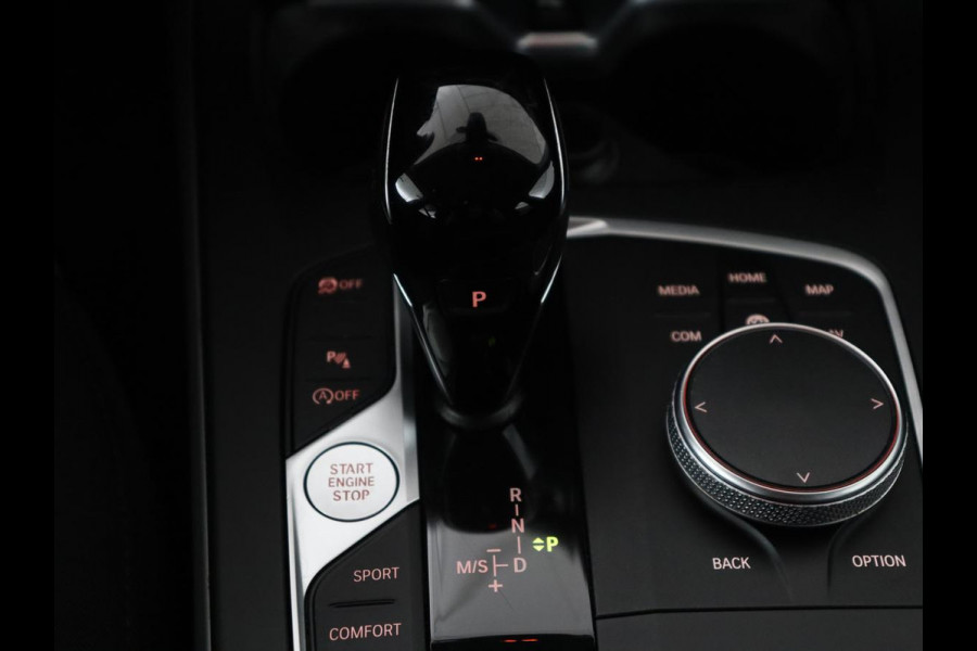 BMW 2 Serie Gran Coupé 218i | Apple Carplay | LED | Navigatie | Parkeerhulp |