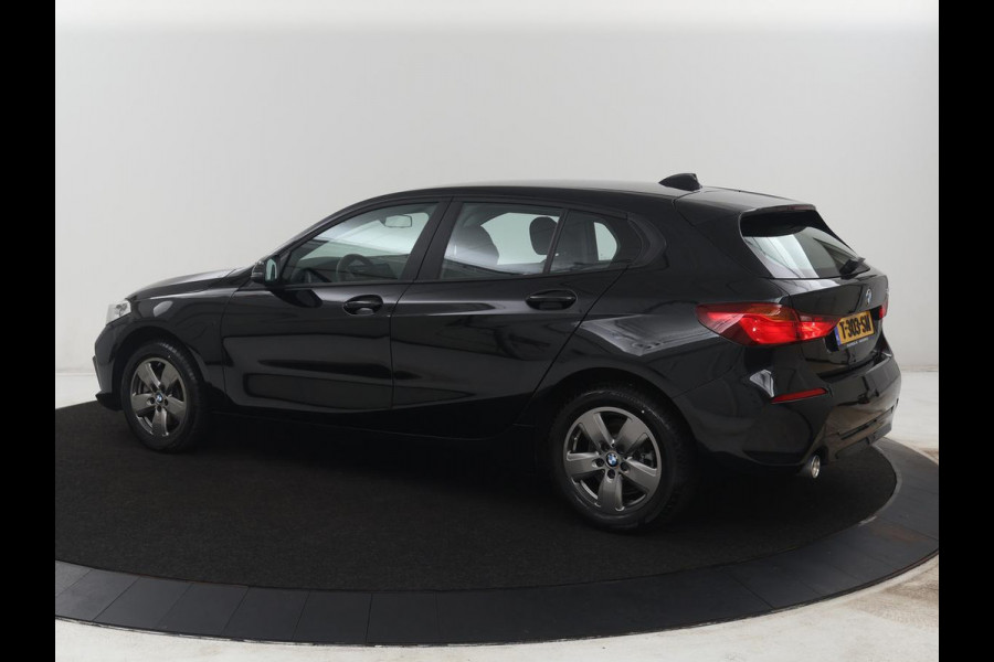 BMW 1-serie 118i | Apple Carplay | LED | Navigatie | Automaat |