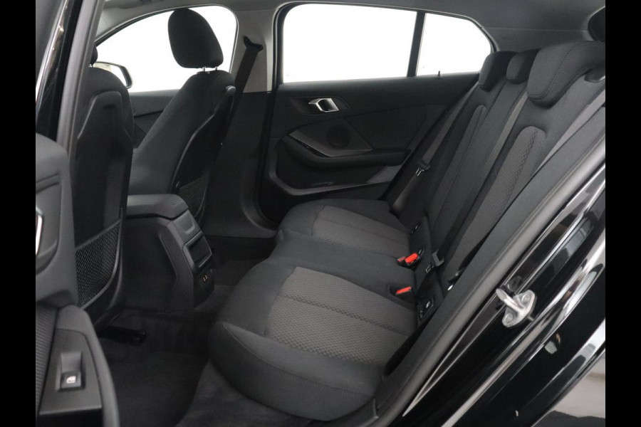 BMW 1-serie 118i | Apple Carplay | LED | Navigatie | Automaat |