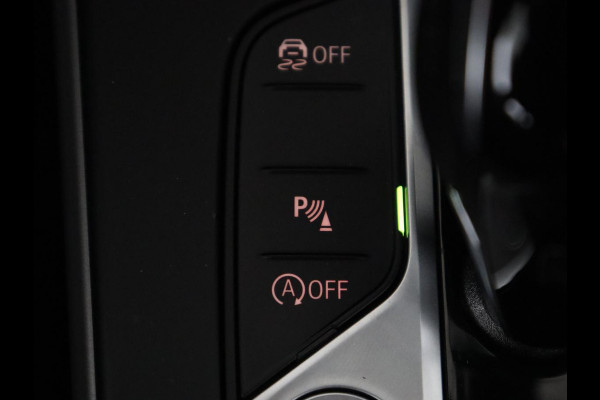 BMW 1-serie 118i | Apple Carplay | LED | Navigatie | Automaat |