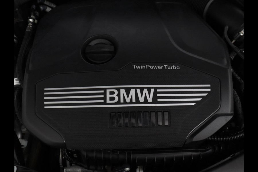 BMW 1-serie 118i | Apple Carplay | LED | Navigatie | Automaat |