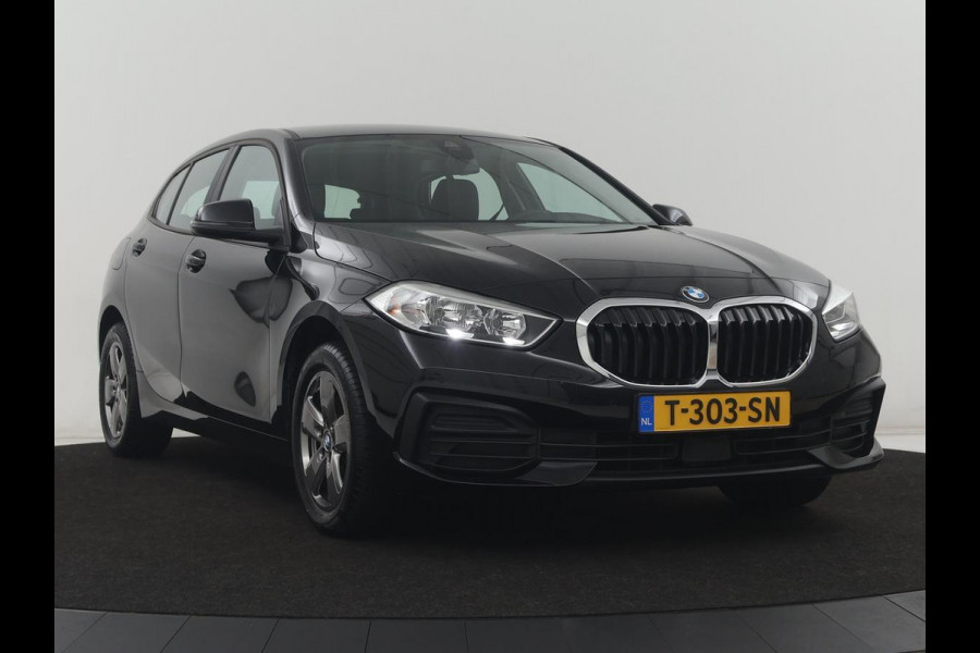BMW 1-serie 118i | Apple Carplay | LED | Navigatie | Automaat |