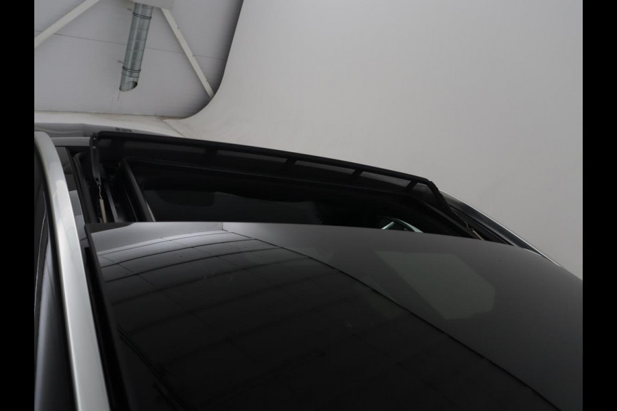 Mercedes-Benz EQA 250+ AMG Line 71 kWh SOH 98,5% | Trekhaak | LED | Stoelverwarming | Apple Carplay | Pano.Dak | Camera |