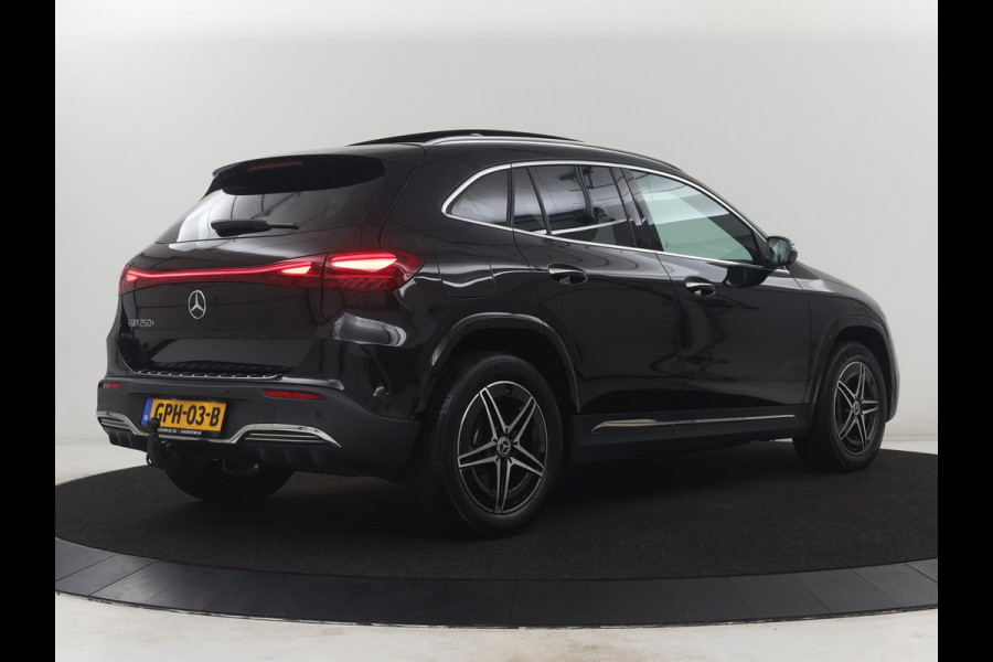 Mercedes-Benz EQA 250+ AMG Line 71 kWh SOH 98,5% | Trekhaak | LED | Stoelverwarming | Apple Carplay | Pano.Dak | Camera |