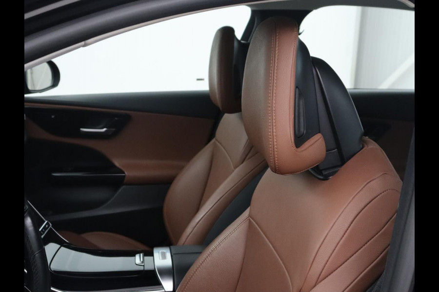 Mercedes-Benz C-Klasse 200 Launch Edition Business Line | LED | Navigatie | Stoelverwarming | Leder |