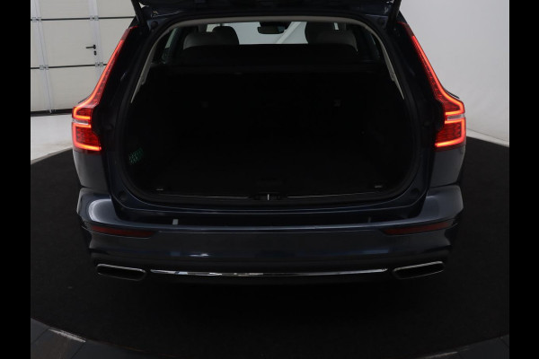 Volvo V60 2.0 T8 Twin Engine AWD R-Design | Apple Carplay | LED | Navigatie |