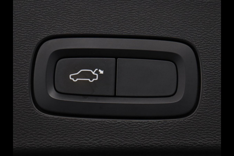 Volvo V60 2.0 T8 Twin Engine AWD R-Design | Apple Carplay | LED | Navigatie |