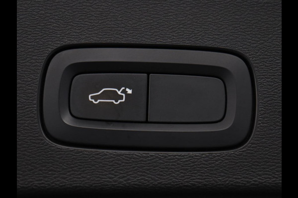 Volvo V60 2.0 T8 Twin Engine AWD R-Design | Apple Carplay | LED | Navigatie |