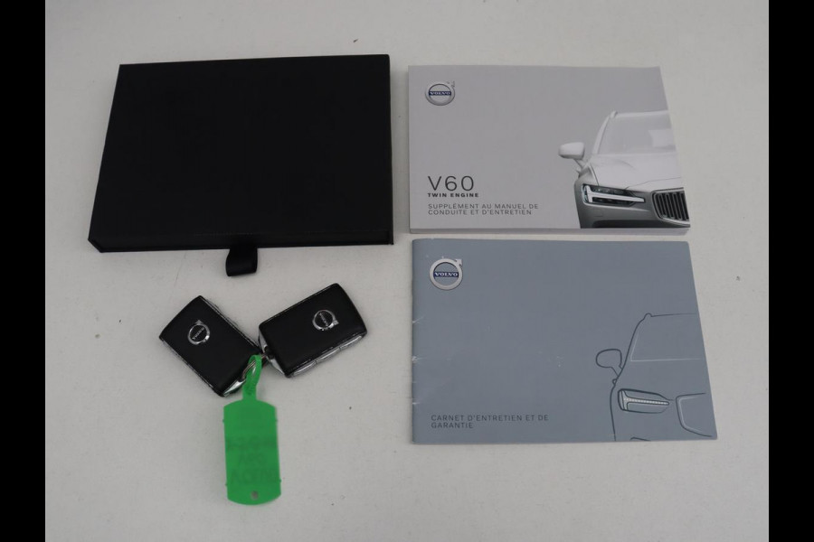 Volvo V60 2.0 T8 Twin Engine AWD R-Design | Apple Carplay | LED | Navigatie |