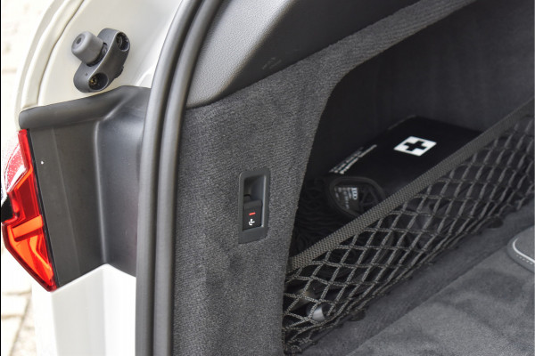 Audi A6 Avant 55 TFSI e Quattro Porsche Krijt Grijs Exclusive S-Line Competition 367 Pk Pano RS-Stoel Soft-Close S6 21 Inch