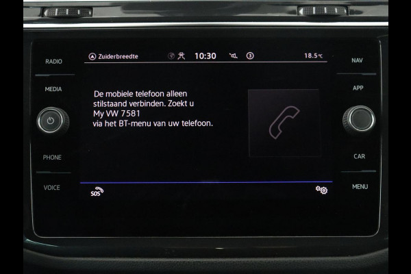 Volkswagen Tiguan 1.5 eHybrid Edition 20 SOH 93,3 % | R-Line | Trekhaak | LED | Camera | Apple Carplay |
