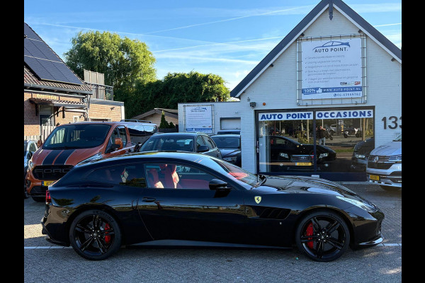 Ferrari GTC4Lusso 6.3 V12 690PK 4WD/PANO/CARBON/P-DISPLAY/LIFT
