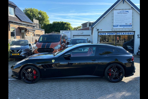 Ferrari GTC4Lusso 6.3 V12 690PK 4WD/PANO/CARBON/P-DISPLAY/LIFT