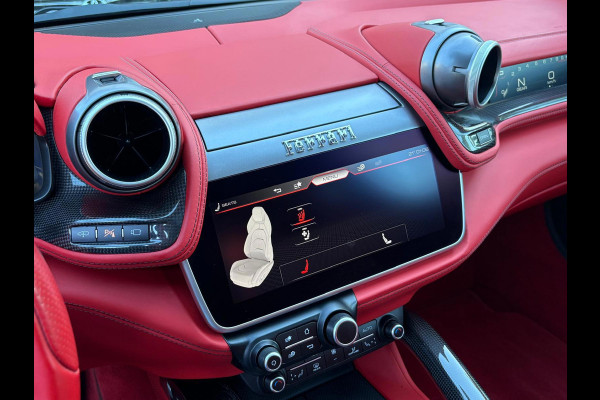 Ferrari GTC4Lusso 6.3 V12 690PK 4WD/PANO/CARBON/P-DISPLAY/LIFT