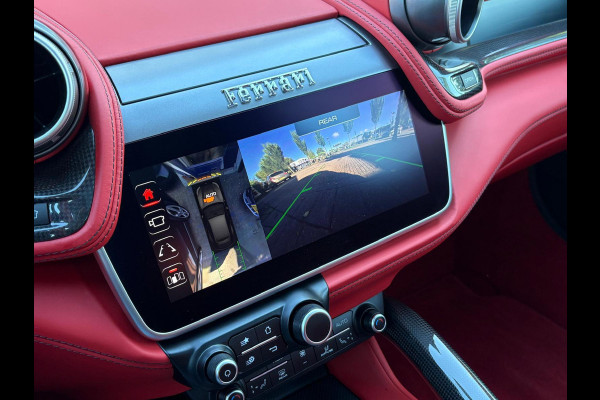 Ferrari GTC4Lusso 6.3 V12 690PK 4WD/PANO/CARBON/P-DISPLAY/LIFT
