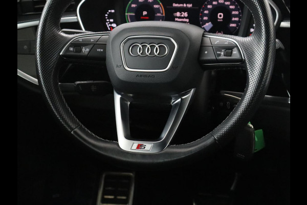 Audi Q3 45 TFSI e S edition SOH 94,1% | S-Line | Navigatie | Parkeerhulp | LED |