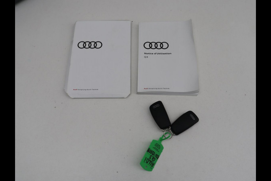 Audi Q3 45 TFSI e S edition SOH 94,1% | S-Line | Navigatie | Parkeerhulp | LED |