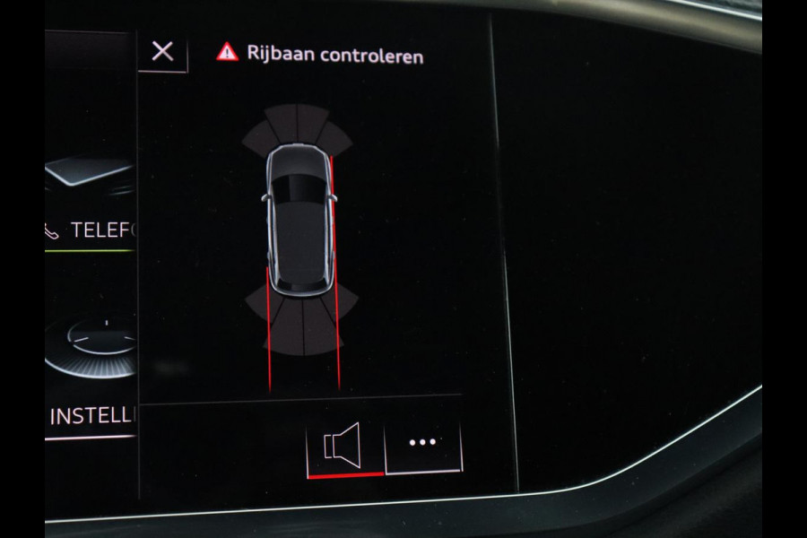 Audi Q3 45 TFSI e S edition SOH 94,1% | S-Line | Navigatie | Parkeerhulp | LED |