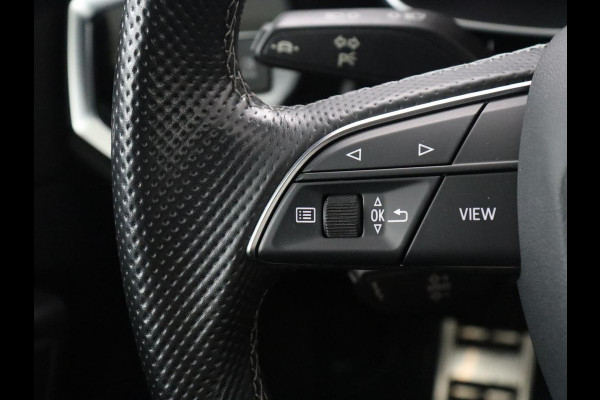 Audi Q3 45 TFSI e S edition SOH 94,1% | S-Line | Navigatie | Parkeerhulp | LED |