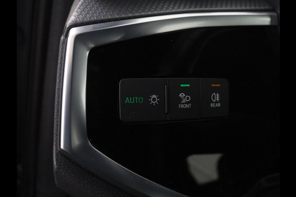 Audi Q3 45 TFSI e S edition SOH 94,1% | S-Line | Navigatie | Parkeerhulp | LED |