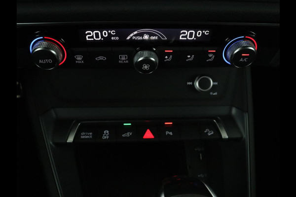 Audi Q3 45 TFSI e S edition SOH 94,1% | S-Line | Navigatie | Parkeerhulp | LED |