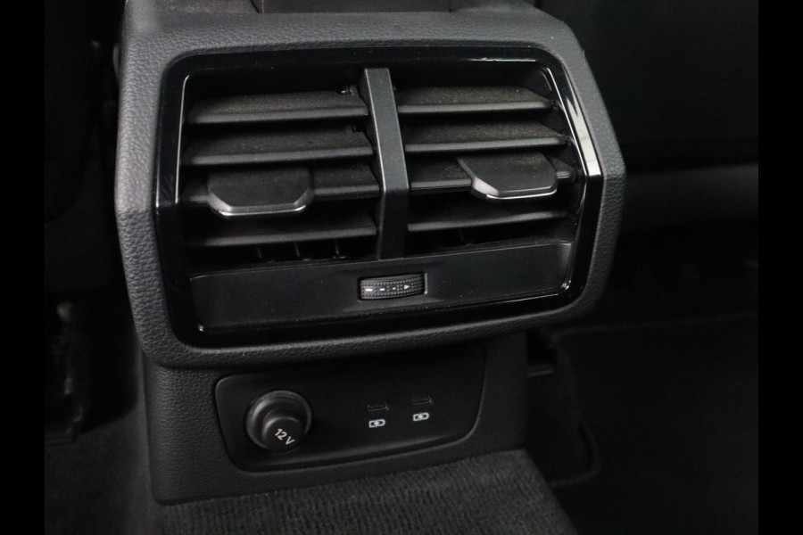 Audi Q3 45 TFSI e S edition SOH 94,1% | S-Line | Navigatie | Parkeerhulp | LED |