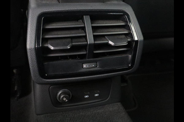 Audi Q3 45 TFSI e S edition SOH 94,1% | S-Line | Navigatie | Parkeerhulp | LED |