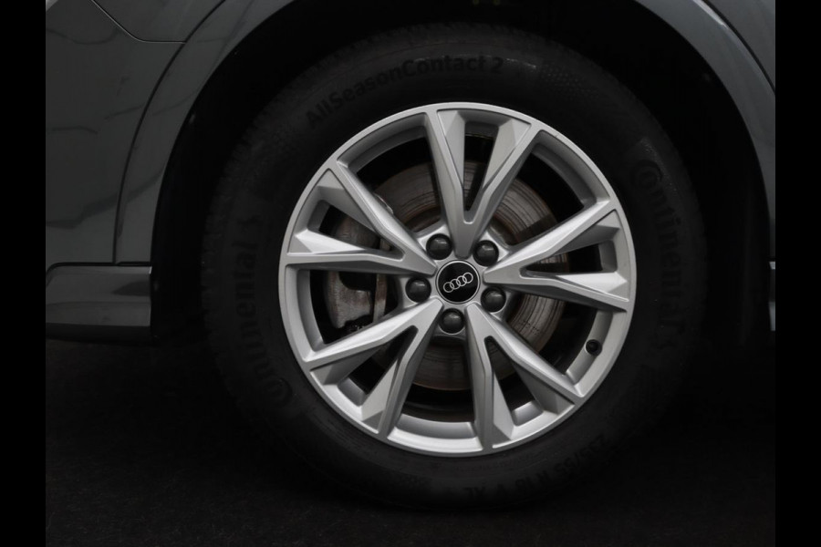 Audi Q3 45 TFSI e S edition SOH 94,1% | S-Line | Navigatie | Parkeerhulp | LED |