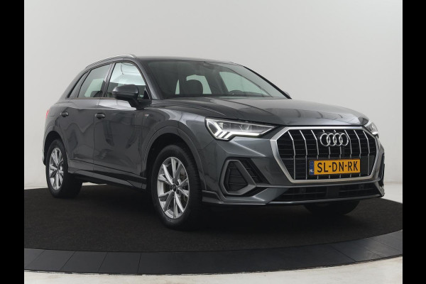 Audi Q3 45 TFSI e S edition SOH 94,1% | S-Line | Navigatie | Parkeerhulp | LED |