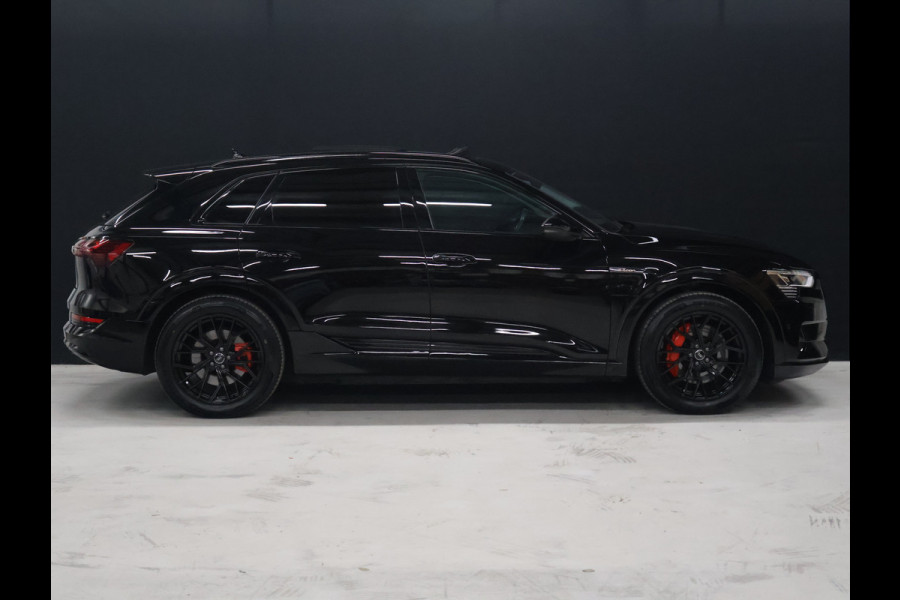 Audi e-tron 55 quattro edition 95 kWh [SCHUIFKANTELDAK, APPLE CARPLAY, ANDROID AUTO, CRUISE CONTROL, STOELVERWARMING, ACHTERUITRIJCAMERA, ELEK. ACHTERKLEP, PDC V+A, CLIMATE, NAVIGATIE, NIEUWSTAAT]