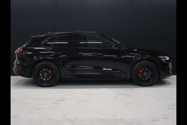 Audi e-tron 55 quattro edition 95 kWh [SCHUIFKANTELDAK, APPLE CARPLAY, ANDROID AUTO, CRUISE CONTROL, STOELVERWARMING, ACHTERUITRIJCAMERA, ELEK. ACHTERKLEP, PDC V+A, CLIMATE, NAVIGATIE, NIEUWSTAAT]